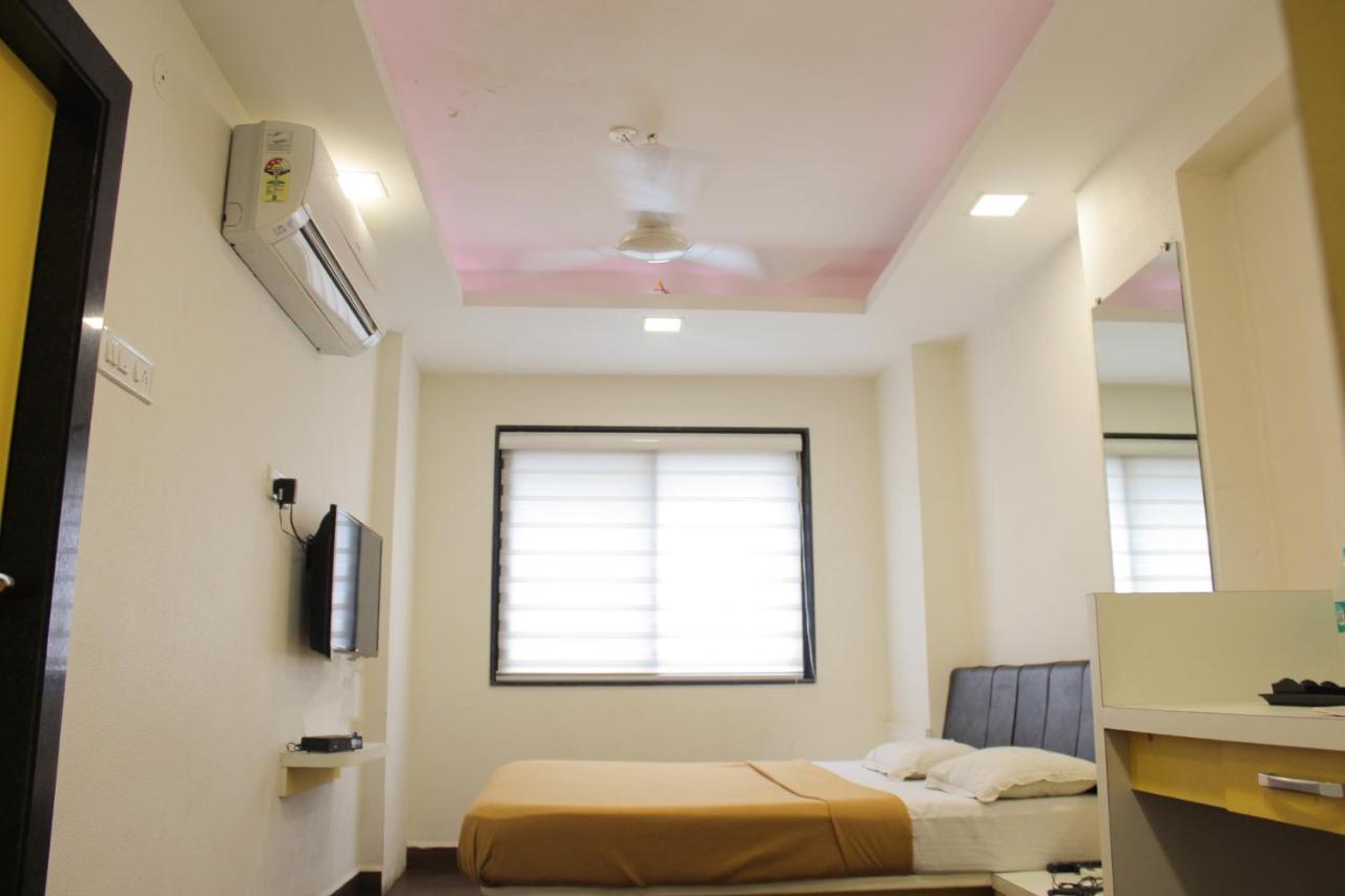 Hotel Maa Sharda Indore Ngoại thất bức ảnh