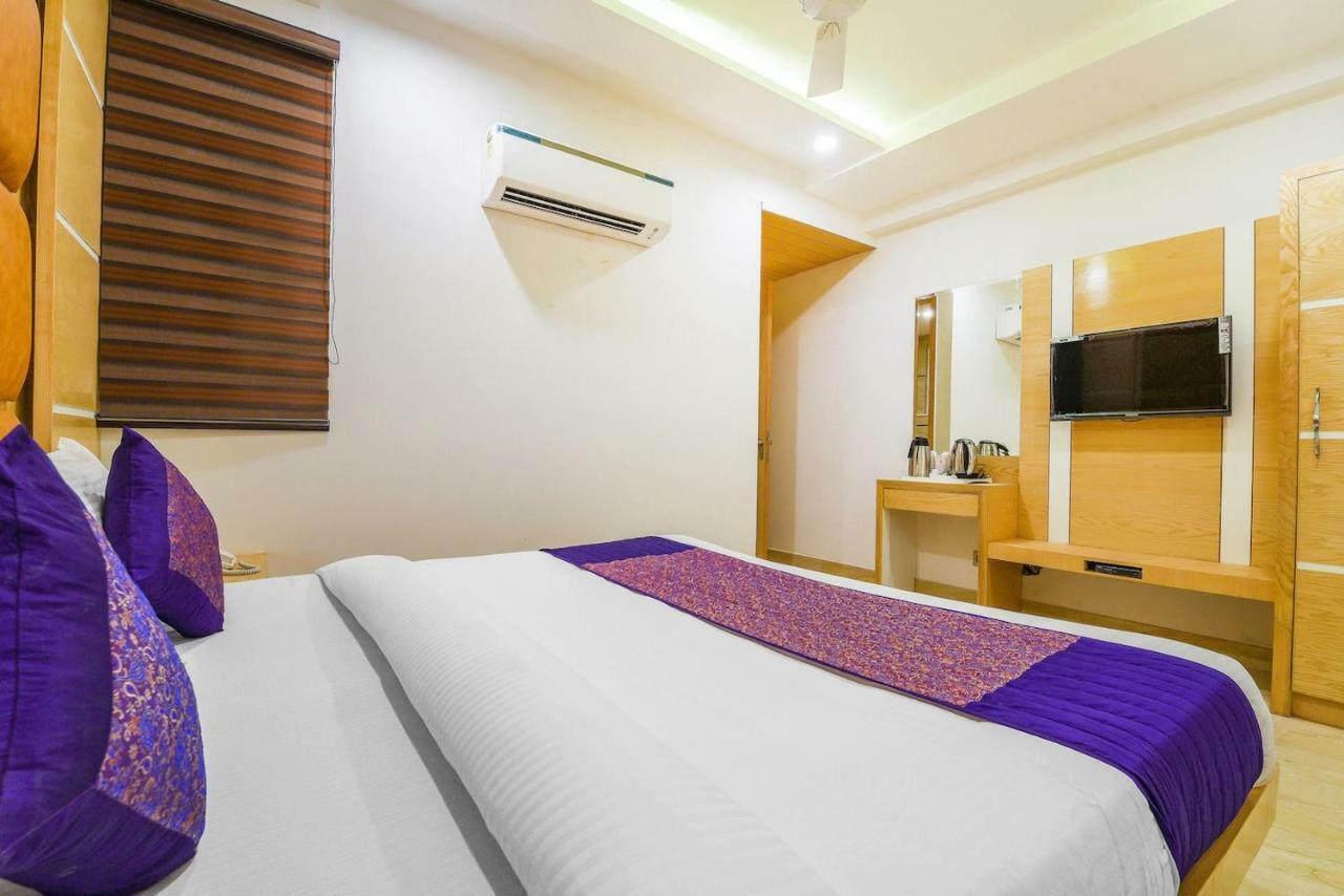 Hotel Maa Sharda Indore Ngoại thất bức ảnh
